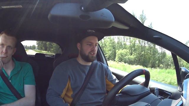 Deze Peugeot 208 GTI heeft 208 PK! смотреть онлайн