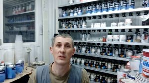 Как покрасить дверные обшивки структурной краской