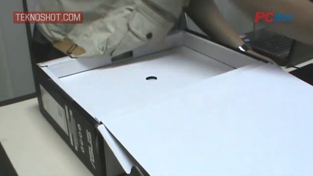 ASUS N550J - Unboxing смотреть онлайн