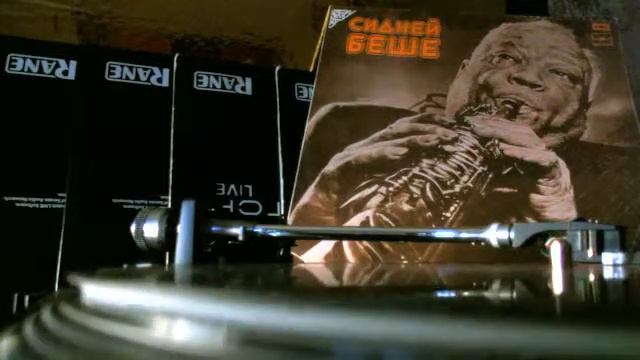 sydney beshet - summertime смотреть онлайн