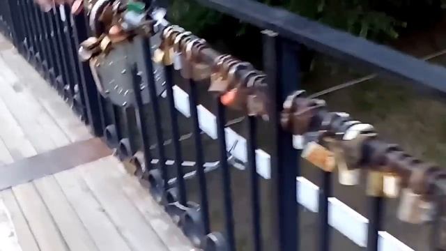 VLOG Костя Мост влюбленных город Харьков /Kostya Bridge of lovers city of Kharkiv смотреть онлайн
