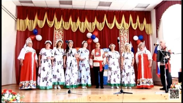 "У ворот сосёночка стояла" смотреть онлайн