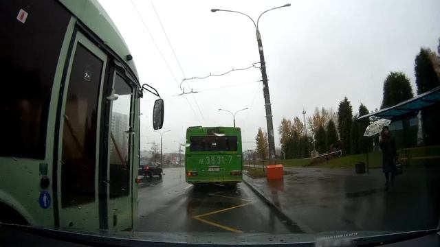 У троллейбусов свои ПДД смотреть онлайн