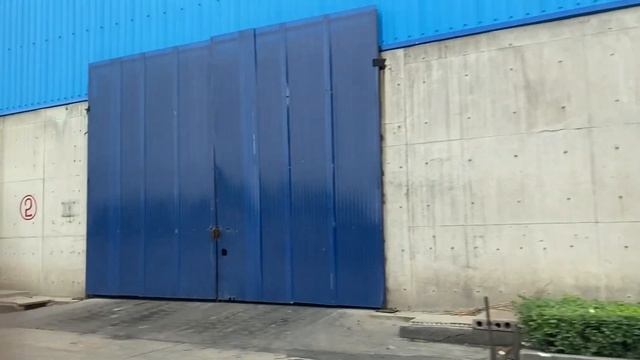 Neat and tidy warehouse of SUOYI company. смотреть онлайн