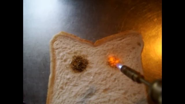 Pencil Torch and Bread смотреть онлайн