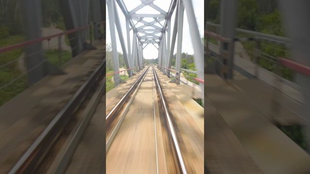 поезда смотреть онлайн