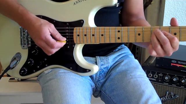 1979 Fender Strat White eddievegas com Eddie Vegas смотреть онлайн