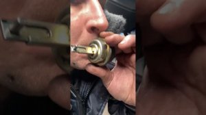 Mercedes-Benz T1 не глушится двигатель 601