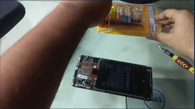 No Display, No Fastboot, No Recovery Mode. How to Unbrick Xaiomi Devices. смотреть онлайн