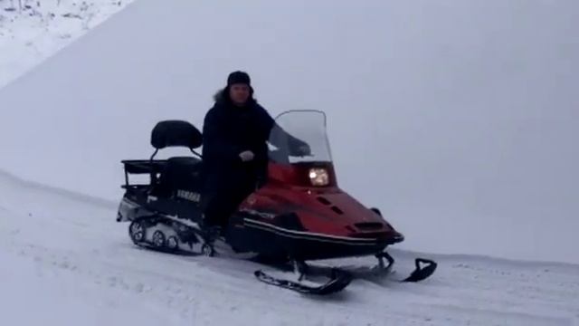 Катаемся на снегоходе. смотреть онлайн