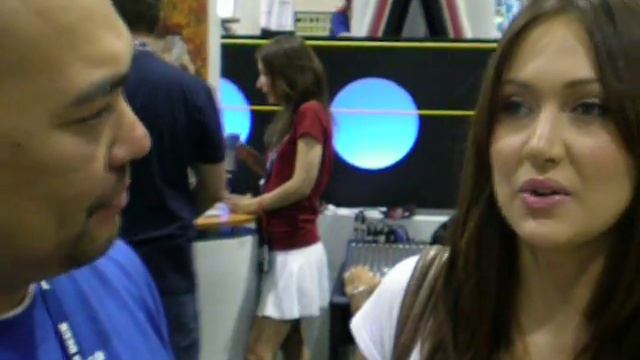 jessica chobot interview at comic con 08 смотреть онлайн