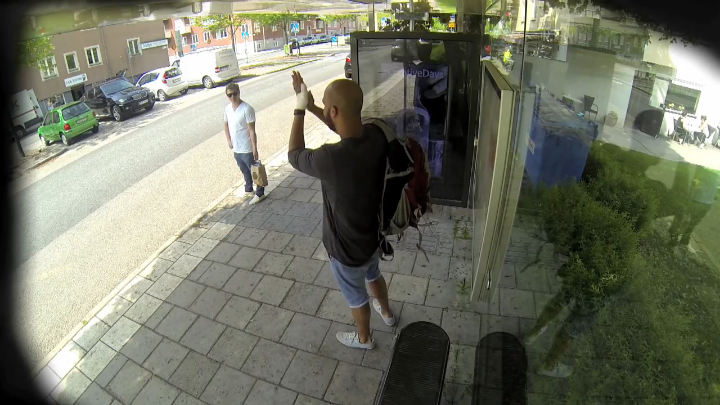 Фотошоп на остановке смотреть онлайн