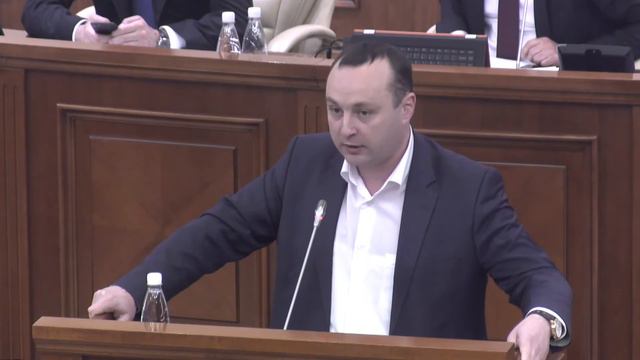 Vlad Batrincea - Parlamentul RM 10/03/2017 смотреть онлайн