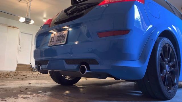 Volvo C30 Polestar Exterior Rev смотреть онлайн