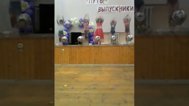 Танец в Одессе девочки старались смотреть онлайн