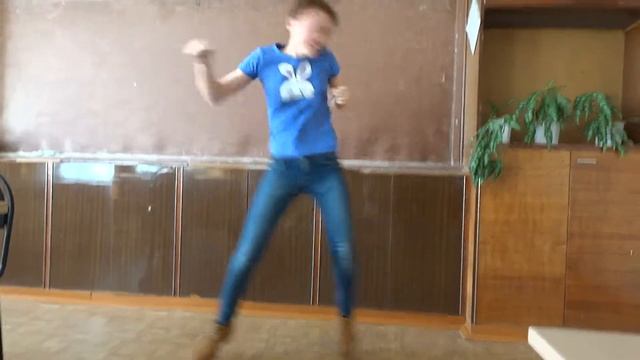 Танец Веселое настроение смотреть онлайн