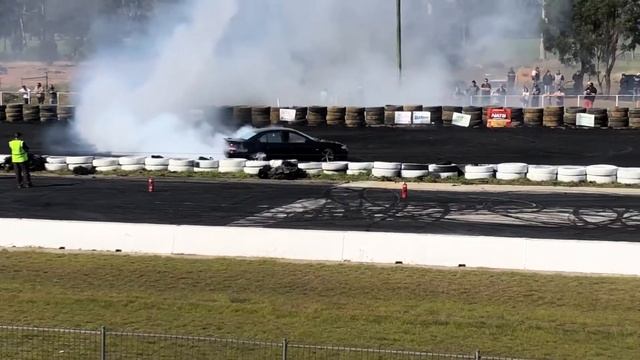 Vt R8 Clubsport SS427 Burnout смотреть онлайн