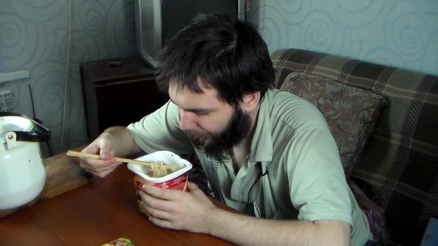 Лапша Бизнес Меню Говядина с томатами и сыром 110 грамм смотреть онлайн