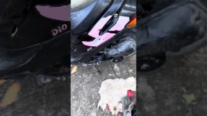 ГАЗ ДАЁШЬ - сразу глохнет! HONDA DIO !