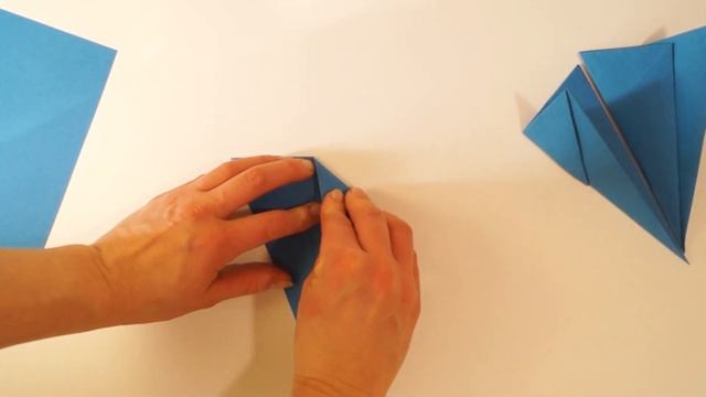 Оригами / Как сделать бумажный самолет / Поделка на 9 мая смотреть онлайн