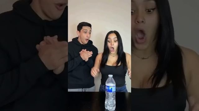 WATER BOTTLE OF TRUTH!!! *wtf* смотреть онлайн