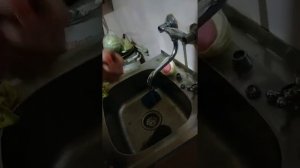 Капает кран -  ремонт за 5 минут.