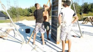 МОНОЛИТНЫЕ КОЛОННЫ - КАК СОБРАТЬ ОПАЛУБКУ НА 10 КОЛОНН ЗА 4 ЧАСА. ДОМ С НУЛЯ