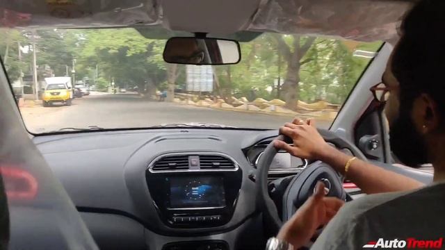 2020 Tata Tiago BS6 Petrol - Most Detailed Drive Review | AutoTrend !! смотреть онлайн