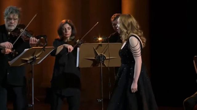 Vasilisa Berzhanskaya. Vivaldi “Agitata da due venti”. смотреть онлайн
