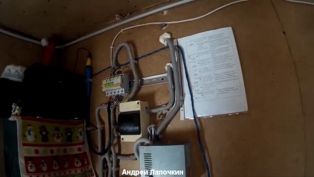 Солнечные Батареи в Сибири. Дом таёжника. Реальная Эффективность солнечных батарей, оборудование. смотреть онлайн