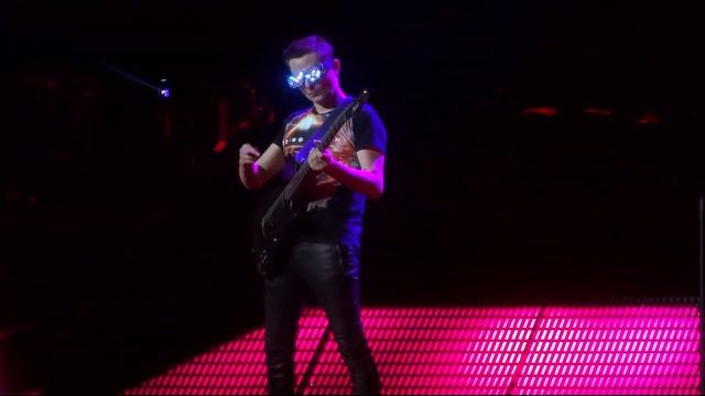 "Take A Bow" (Live) - Muse - Oakland, Oracle Arena - March 9, 2019 смотреть онлайн