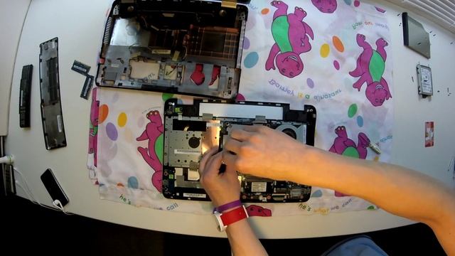 Как разобрать ноутбук ASUS n551jk | Замена термопасты на ноутбуке | Как почистить ноутбук смотреть онлайн