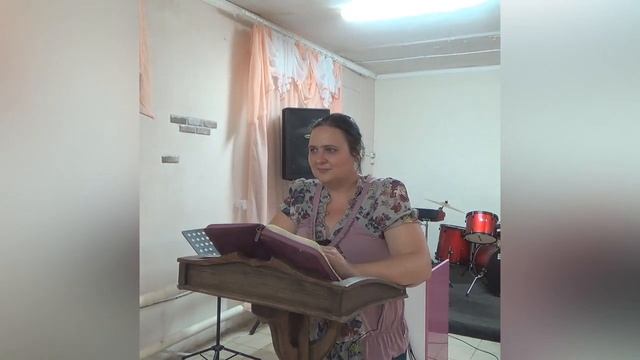 Лариса Шугурова "Как из проклятия перейти в благословение" Церковь "Живое слово г. Кузнецк" смотреть онлайн