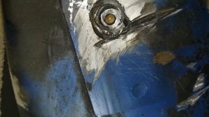 Chevrolet Lacetti удаление обломанного болта с экстрактором заваренным сваркой