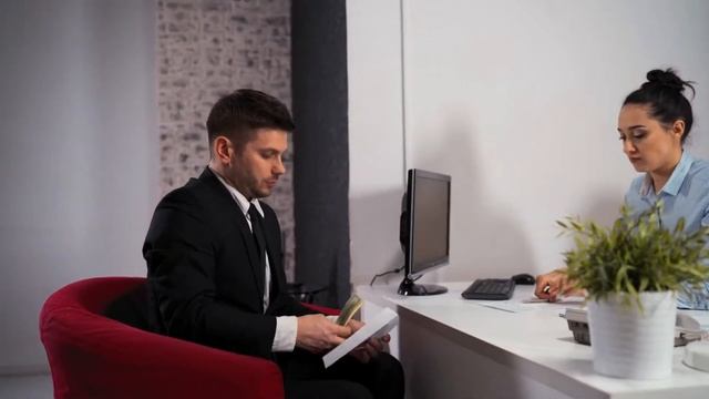 How Does Money Laundering Works? | Finance Guardian смотреть онлайн