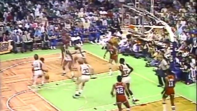 Playoff Classics: Boston Celtics vs Philadelphia 76ers (1982 ECF Game 7) смотреть онлайн