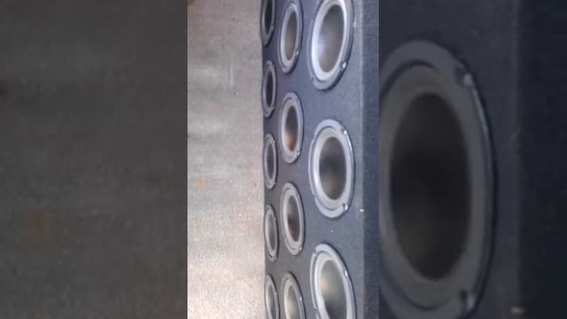 16 SUBWOOFERS . AWESOME смотреть онлайн
