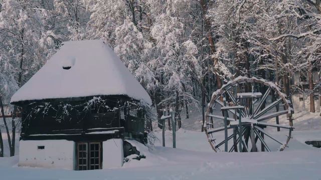 "Iarnă de basm" în Muzeul ASTRA смотреть онлайн