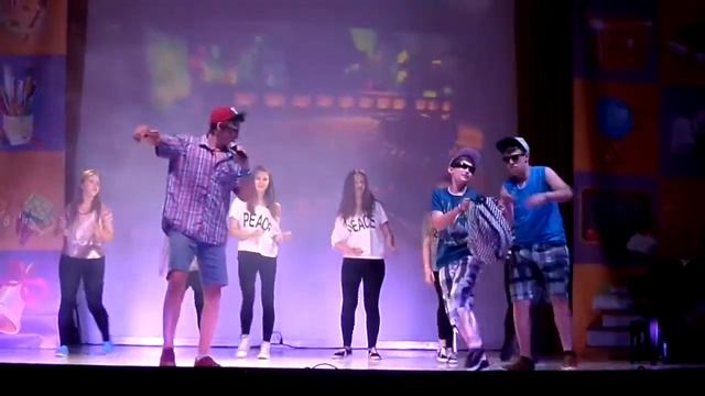 Жить в кайф by Latvians from Tukums youth center смотреть онлайн