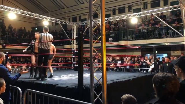 Moustache Mountain’s 3 mins entrance ritual смотреть онлайн