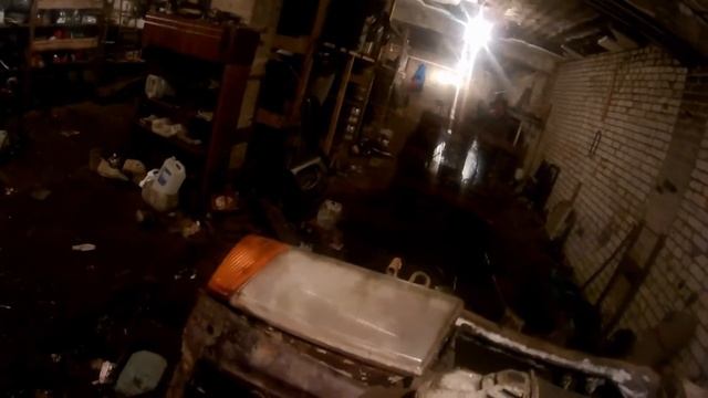 Обычный день на разборке "Автобарахолка в гараже" смотреть онлайн