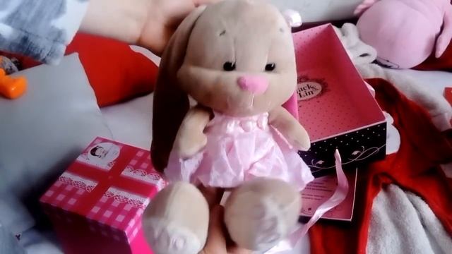 Новогодние подарки Настены и Надюшки. смотреть онлайн
