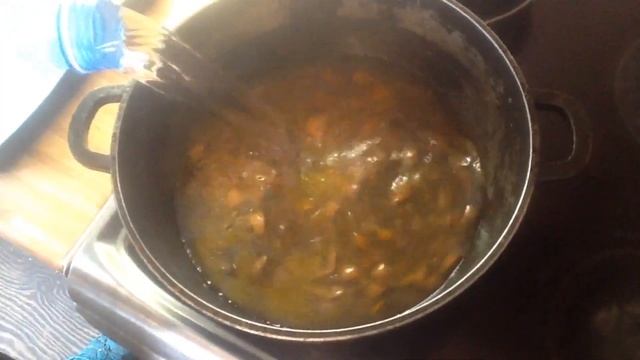 Грибной супчик из свежезамороженных шампиньонов - ароматный, наваристый, быстрый в приготовлении! смотреть онлайн