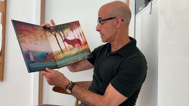 Stanley Tucci reads 'Rain before Rainbows' by Smriti Halls & David Litchfield for Save with Stories смотреть онлайн