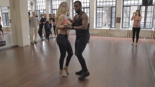 KIZOMBA Alan Eufor & Anna Laguer, Derzhi Ritm Dance School