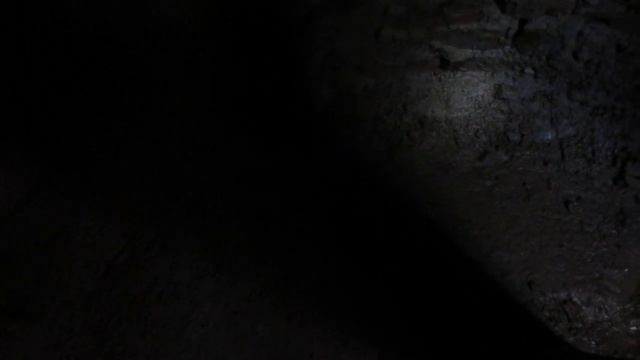 Поступление грунтовых вод в колодец-накопитель №2 (Саратовская обл., ЭМР, Н=-5,2 м; 22.03.2023г.) смотреть онлайн