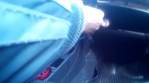 Способ как убрать шум фон в колонках в авто магнитоле,видео от подписчика.