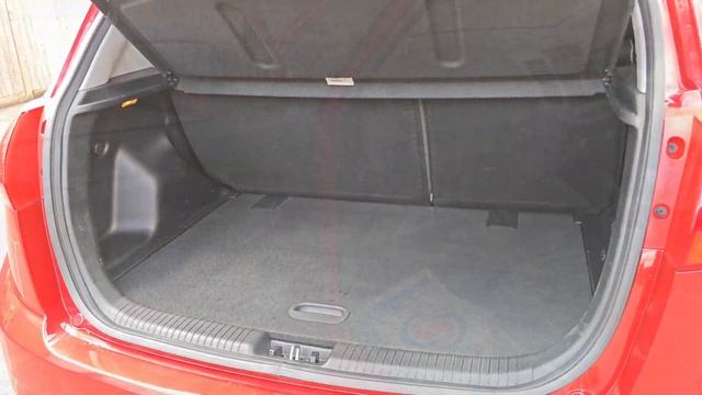 2017 Kia Venga 1.4 2 MPV 5dr Petrol Manual Euro 6 (89 bhp) смотреть онлайн