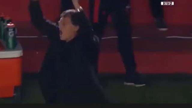 gol de Christian Bernardi Colón 2-1 cerró смотреть онлайн
