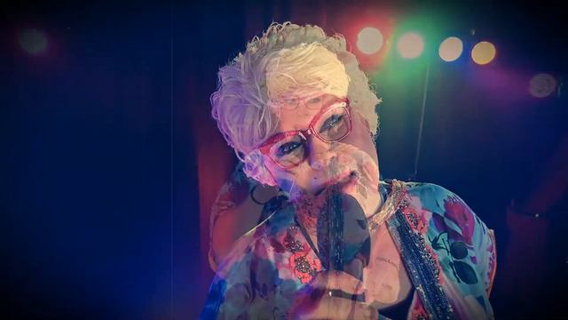 Männer muss man loben - Fabienne van Straten Cover смотреть онлайн